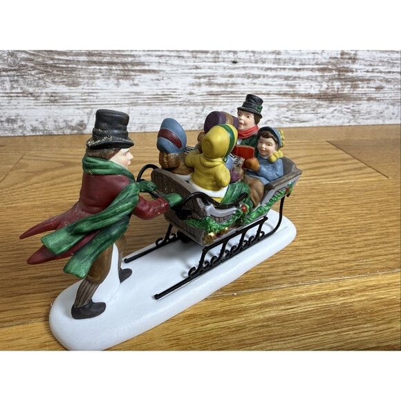 Dept 56 Caroling with Cratchit Family 58396 Heritage Village  Christmas Carol - Picture 3 of 13